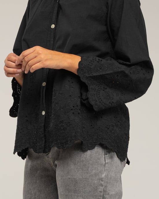 Overmaatse blouse met borduursel op de mouwen - Image 3