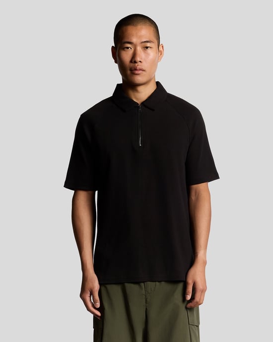 Lyle & Scott Interlock Poloshirt met Rits - Zwart - Image 1