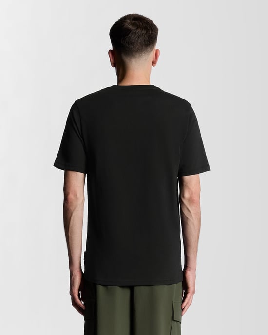 Lyle & Scott Legends Op Het Veld Graphic T-shirt - Zwart - Image 4
