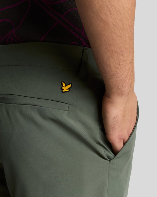 Lyle & Scott Golf 5 Pocket Short - Groen - Image 4