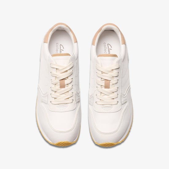 Teirra Hardloop Off White Sneakers - Image 6