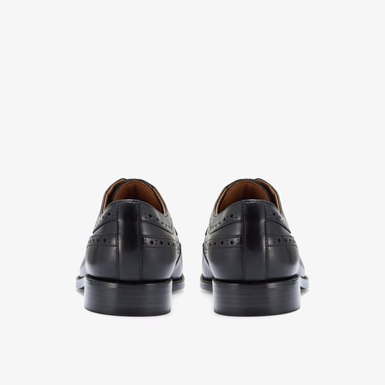 Banstead Tip Zwarte Leren Schoenen - Image 5