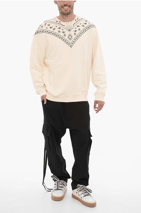 Sweatshirt met ronde hals en bandanamotief in zwart-wit - Image 4
