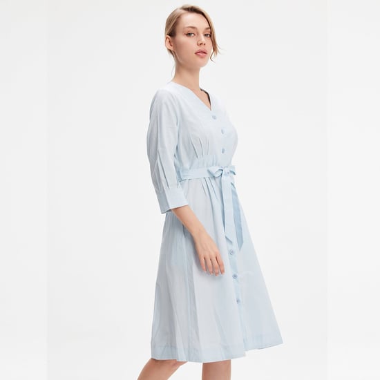 Minimalistische katoenen shirtjurk met geknoopte riem - Image 3