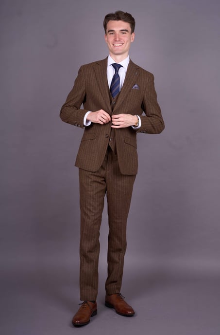 Bruin krijtstreep 3-delig slim fit formeel dinerpak voor heren - Image 2