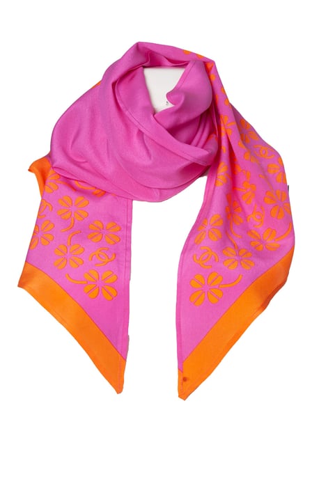 Chanel Zijden cc sjaal met klaverprint - Image 1