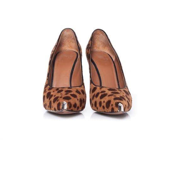 Givenchy luipaardprint ponyskin pumps. - Image 3