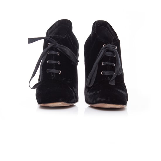Lanvin fluwelen enkellaarsjes met metalen hak. - Image 4