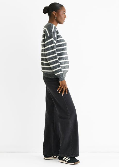 Grijze gestreepte oversized trui met grove brei - Image 3