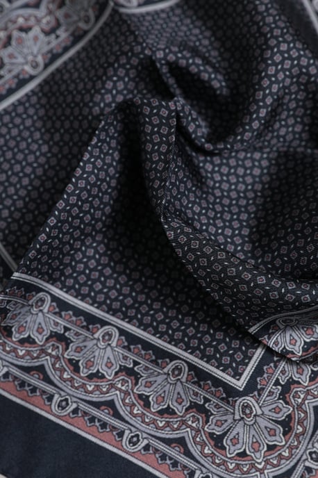 Multikleurige Fantasy Zijden Vierkante Foulard Sjaal - Image 4
