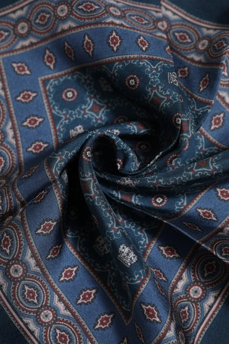 Blauwe Gedrukte Zijde Vierkante Mannen Foulard Sjaal - Image 4