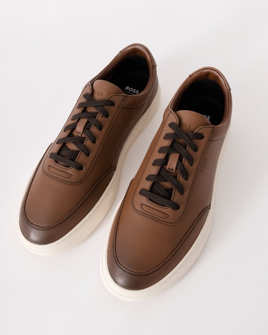 Casual Tennis Sneakers in Bruin - Image 3