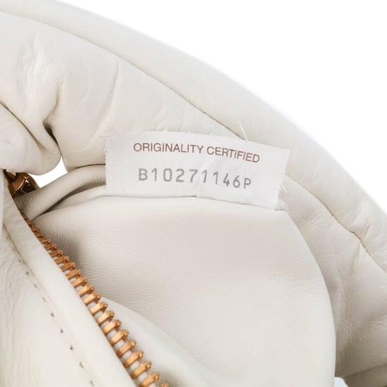 Knot Hobo Tas Met Gewatteerd Ontwerp - Image 6