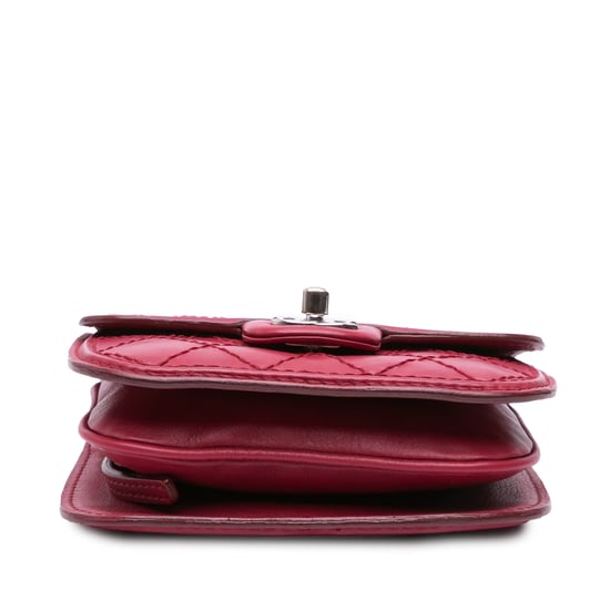 Chanel Gequilted Lammy Crossbody - Image 3