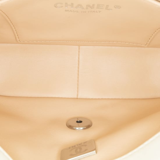 Chanel 19 Heuptas - Image 4