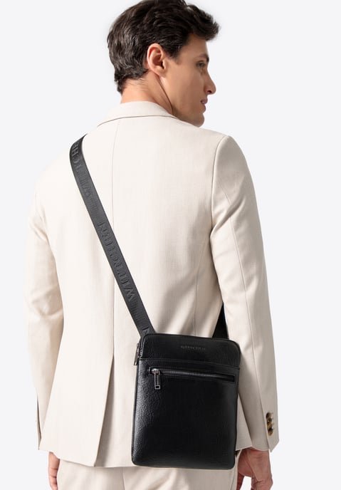 Wittchen Heren Kleine Messenger Bag in Imitatieleer Zwart - Image 2