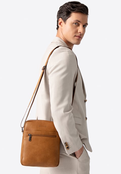 Wittchen Heren Imitatieleren Messenger Bag met Verstelbare Riem, Bruin, Eco-leer - Image 1
