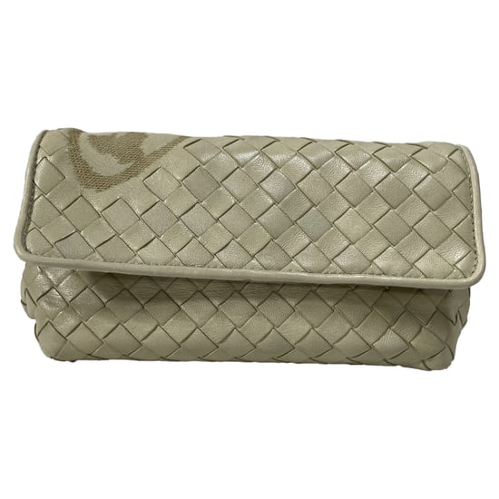 Bottega Veneta Vlinder Intrecciato Flap Clutch Bag in Beige Leder - Image 1
