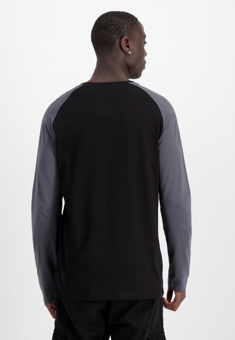 Basic Longsleeve - Image 3