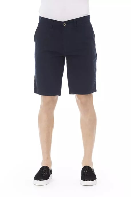 Casual Shorts Modelnull - Image 1