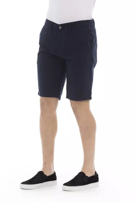 Casual Shorts Modelnull - Image 2
