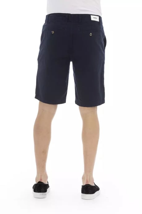 Casual Shorts Modelnull - Image 3
