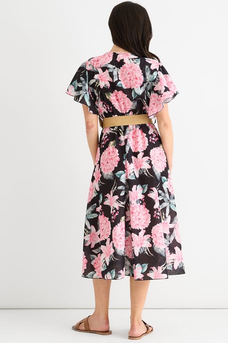 Zwarte midi-jurk met bloemenprint, engelenmouwen en ceintuur - Image 4