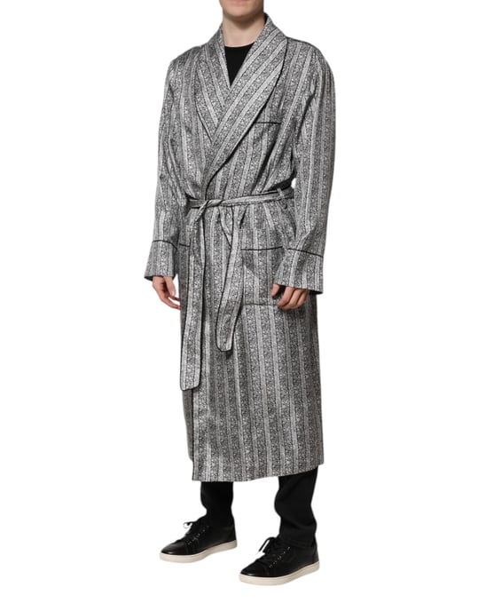 Zijden Robe Met Sjawl Kraag Lange Mouwen - Image 3