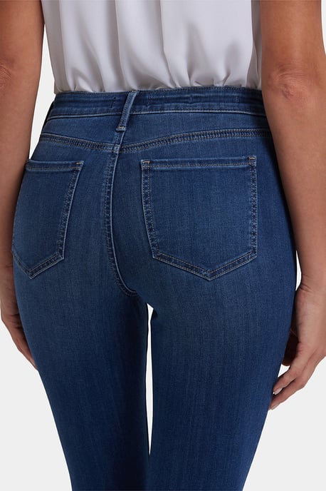 Ami Skinny Jeans in Sure Stretch® Denim | Vintage Lapis - Image 4