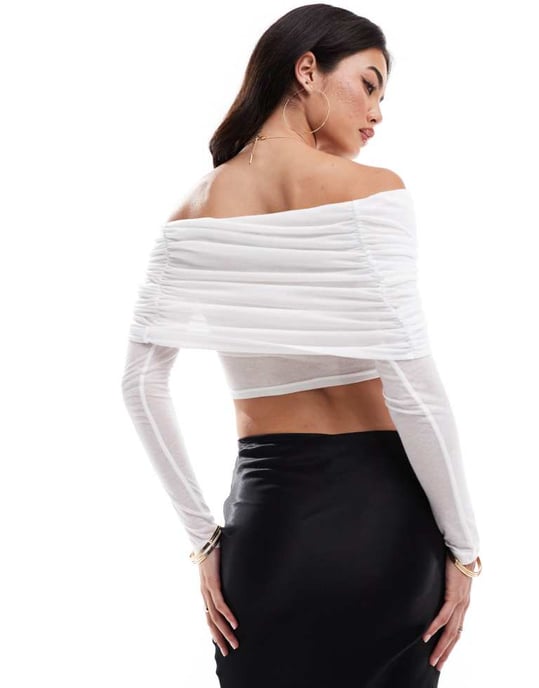 SNDYS mesh bardot twist overlay detalj topp i vitt - Image 4