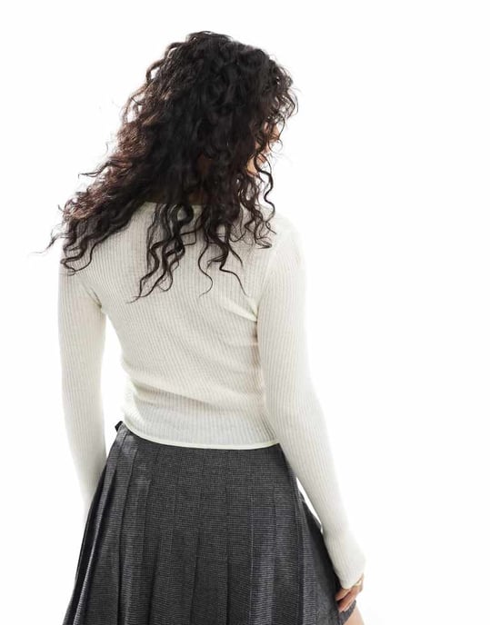 ASOS DESIGN stickad topp med rundad hals i stenfarbe - Image 4
