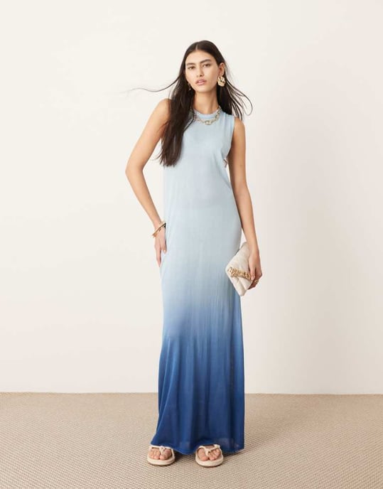 ASOS EDITION virkade genomskinliga ärmlösa maxiklänning i blå ombre - Image 1