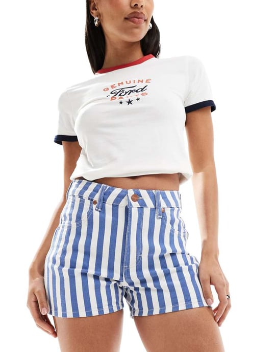 Wrangler cowboy denimshorts med 3 tum rand i blått - Image 4
