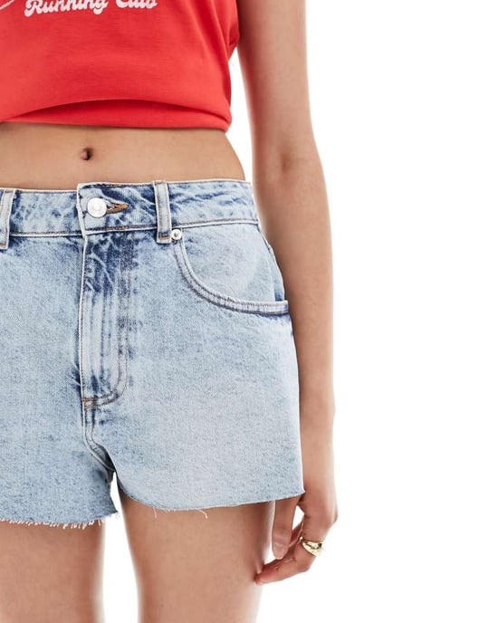ASOS DESIGN A-linjead denimshorts i ljus tvätt - Image 4