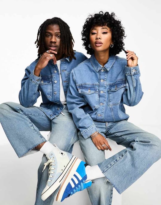 COLLUSION Unisex oversized denimjacka i mellanmörk blå - Image 1