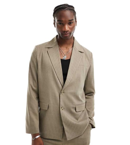 Återvunnen vintage kavaj i beige randig co-ord - Image 1