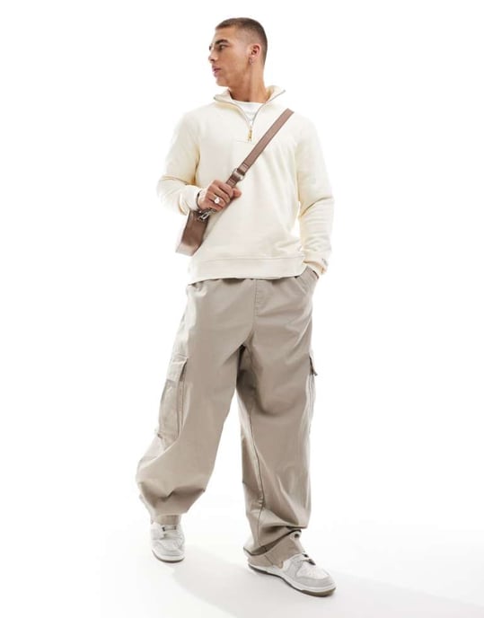 ONLY & SONS hög krage 1/4 zip-tröja i cream - Image 1