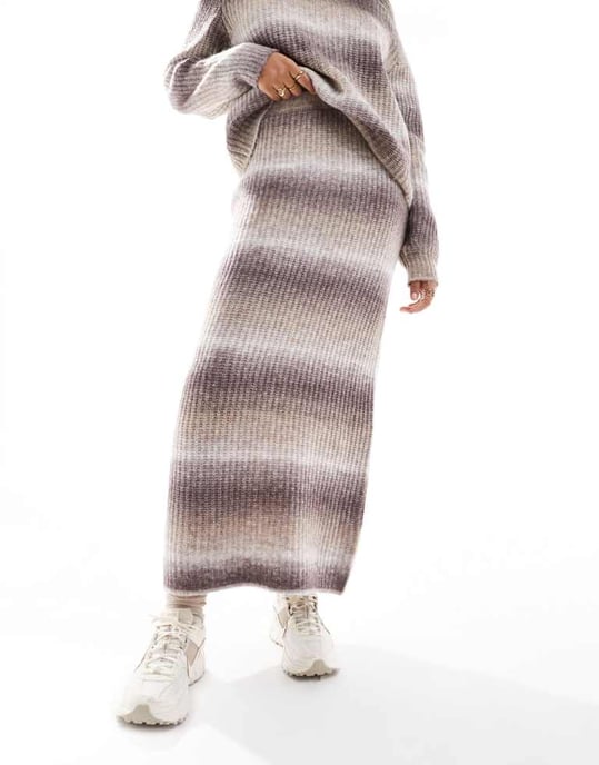 YAS ombre stickad maxi kjol set i neutral - BRUN - Image 4