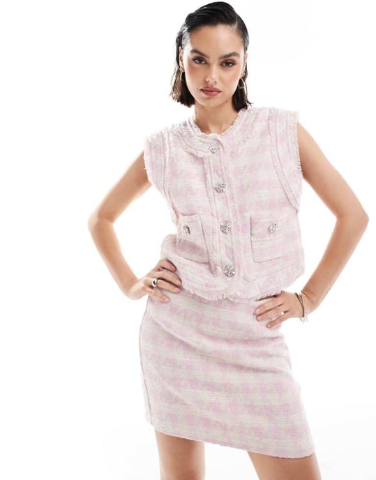 ASOS DESIGN a-linjeformad boucle skräddarsydd mini kjol i rosa - Image 1