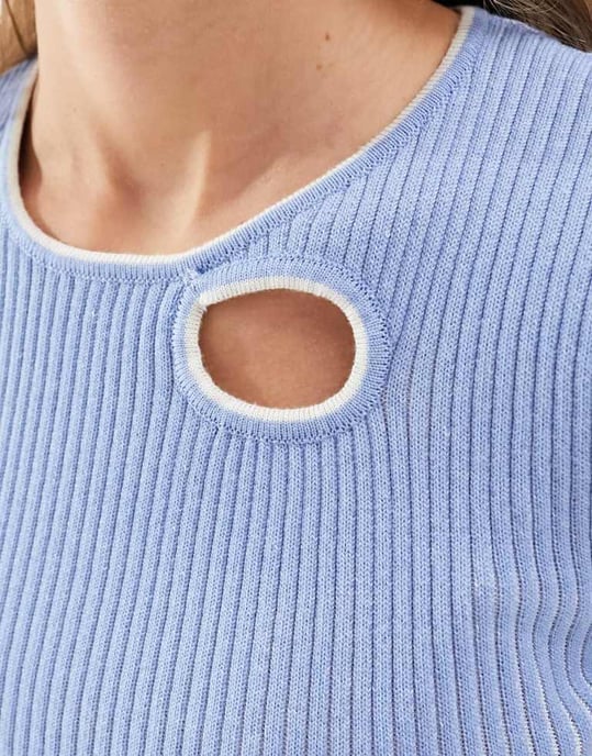 ASOS DESIGN stickad plisséad baby t-shirt med kontrasterande kant i blått - Image 3