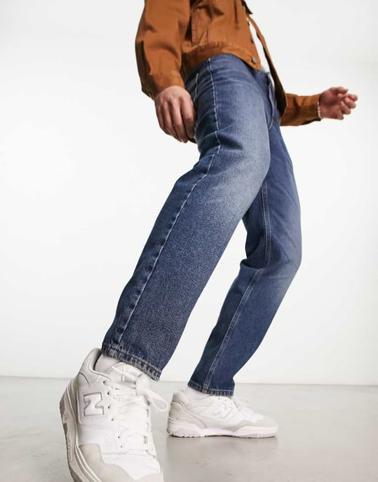 ASOS DESIGN tapered fit jeans i mörk vintage tvätt - MBLUE - Image 3
