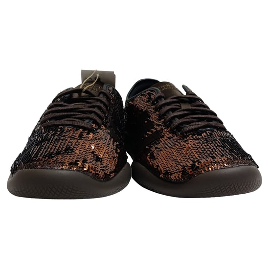 Adidas x Wales Bonner Karintha sneakers met pailletten in bruin satijn. - Image 3