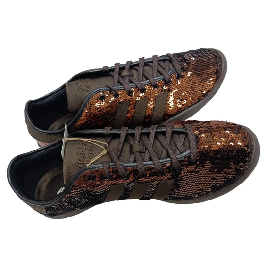 Adidas x Wales Bonner Karintha sneakers met pailletten in bruin satijn. - Image 6