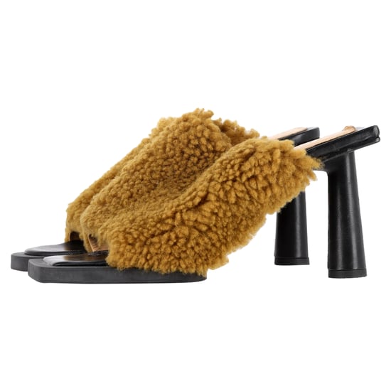 Jacquemus Les Mules Carrés Ronds Shearling Sandalen in bruin lamsbont - Image 4