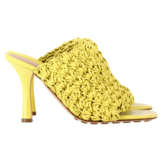 Bottega Veneta muiltjes met gehaakte hak in geel nappaleer - Image 1