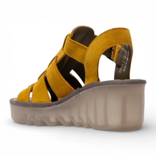 Fly London BAIC621FLY gele suède leren sandalen met sleehak voor dames - Image 4