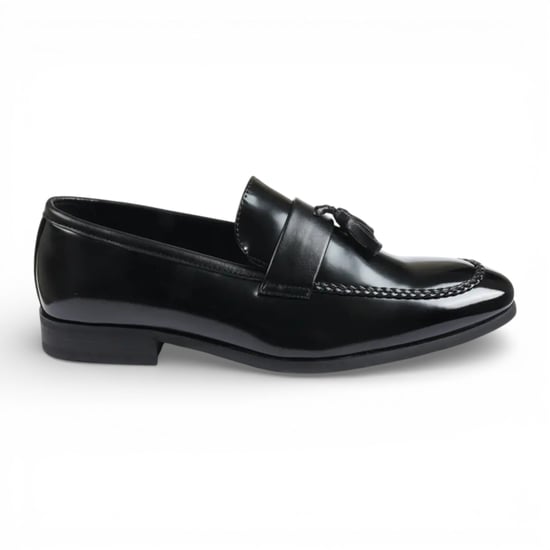 Herenschoenen in zwart met kwastjes, hoogglanzend lakleer, imitatieleer. - Image 1