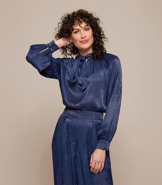 Bension Blouse Navy - Image 6
