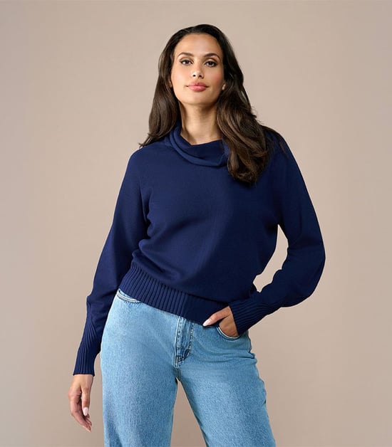 Cherbroug Trui Navy - Image 6