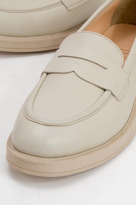 Bree Platform Penny Leren Loafer - Image 3